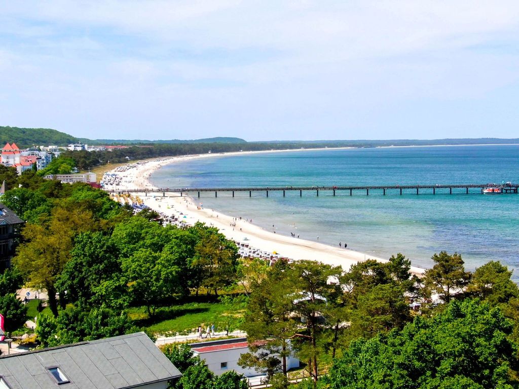 Seeschloss Binz Apartment 9, 2 Minuten zum Strand detail 4