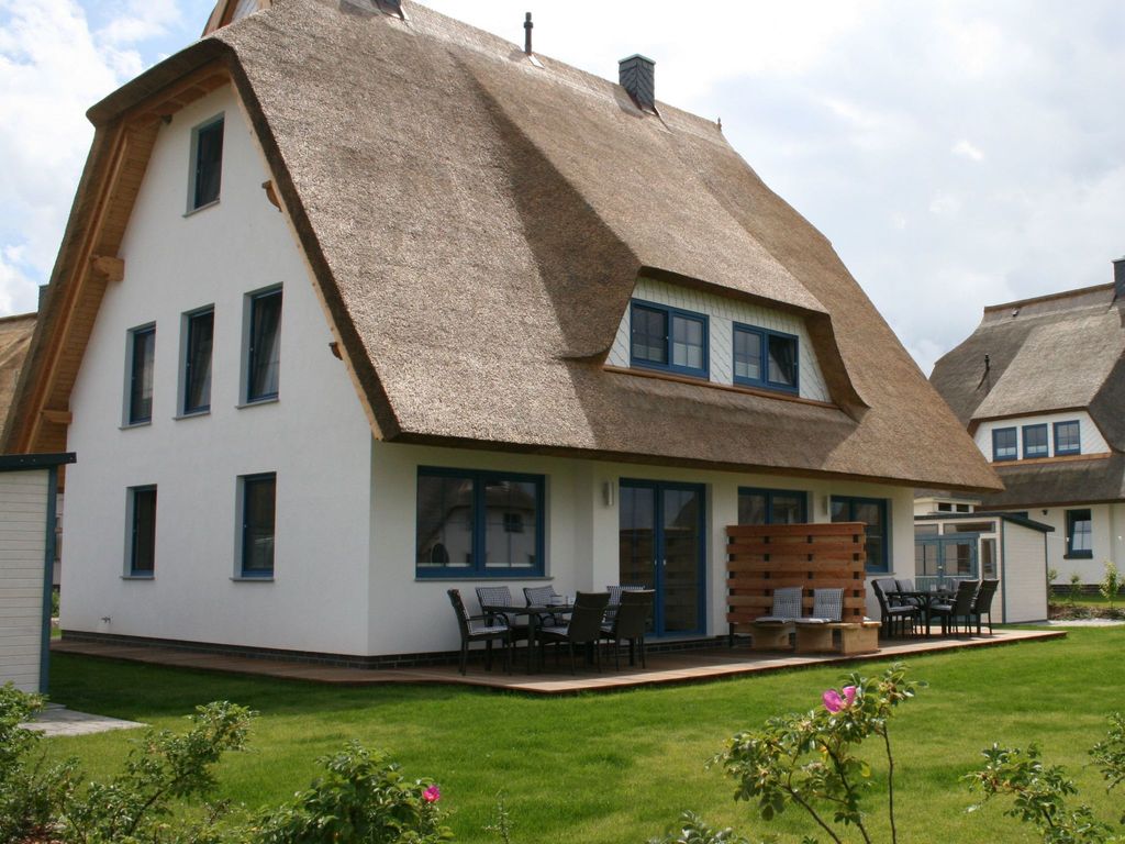 in Dranske an der Ostseeküste Rügens detail 1