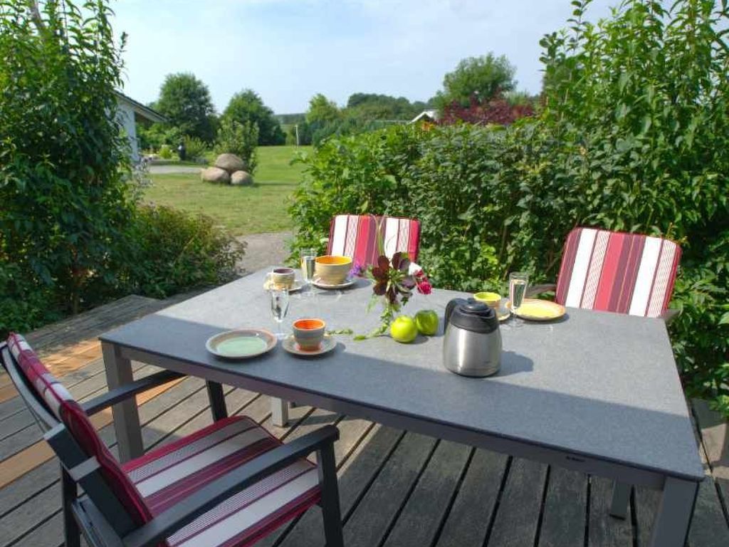 in Neuenkirchen mit Terrasse detail 3