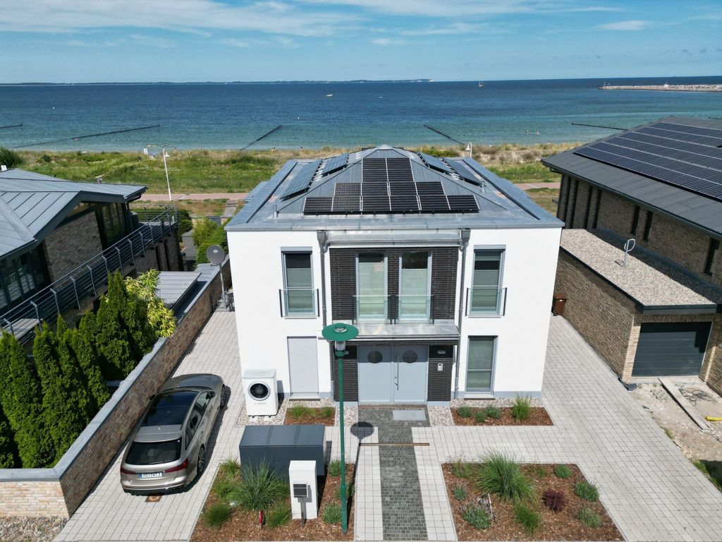 exclusives Apartement in Glowe Villa Am Meer OG detail 1