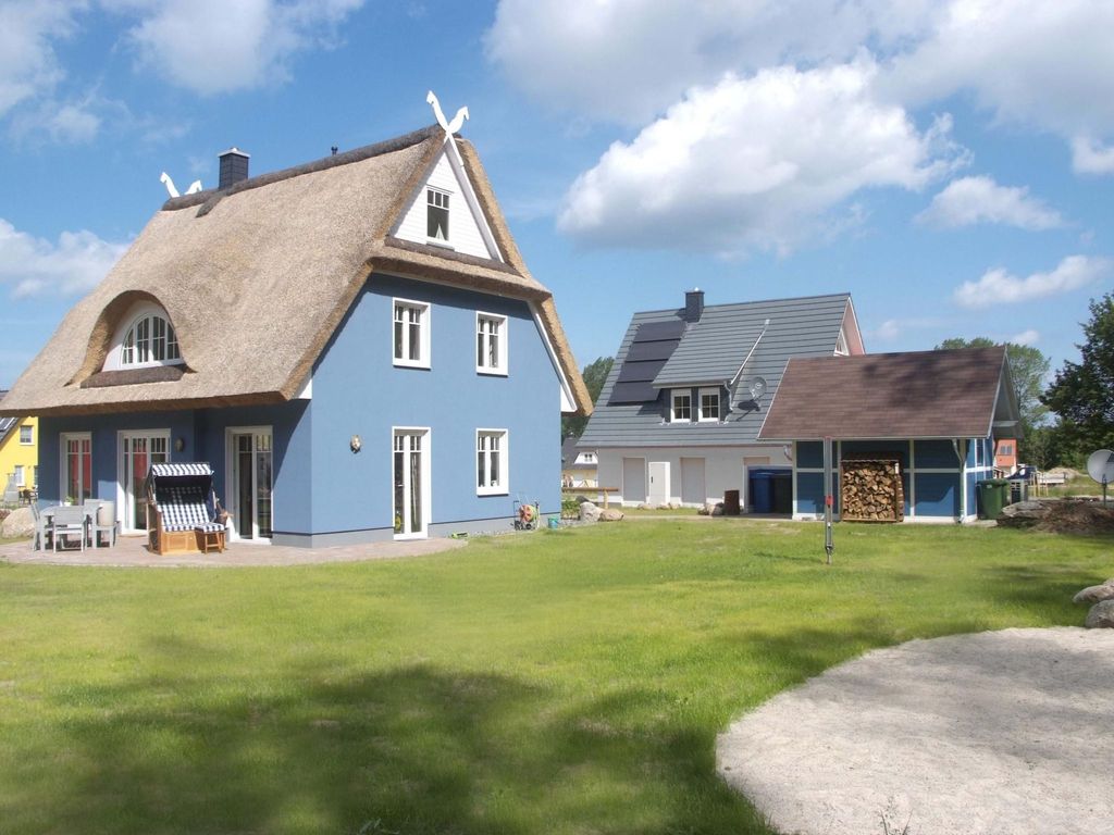 Komfort Ferienhaus mit Sauna und Kamin, auf großem Waldgrundstück, in absoluter detail 3