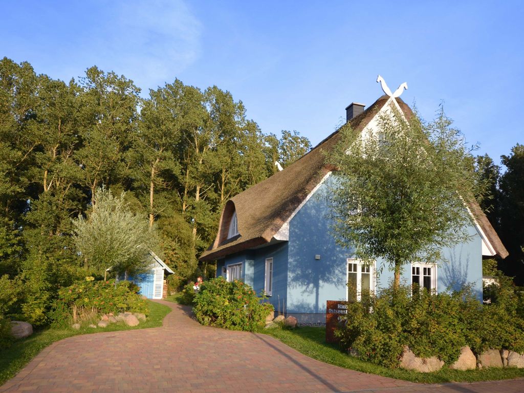 Komfort Ferienhaus mit Sauna und Kamin, auf großem Waldgrundstück, in absoluter detail 1