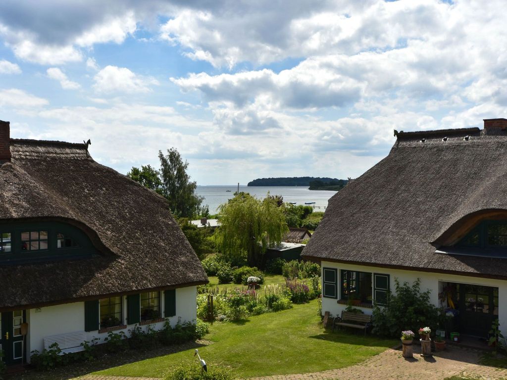 Wohnung in Groß Stresow mit Garten und Terrasse detail 2