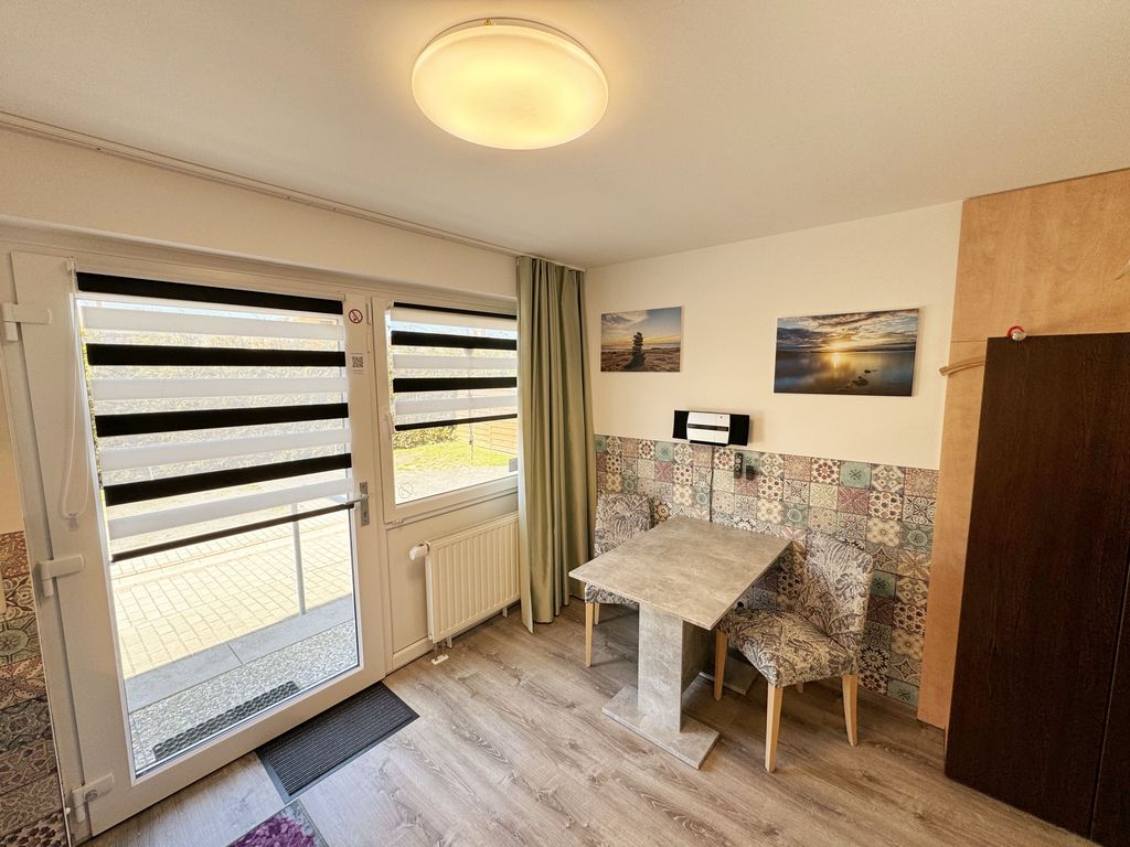 Wohnung 03 mit Terrasse und Boddenblick - MR: Haus Inselperle mit Blick auf den Bodden detail 3