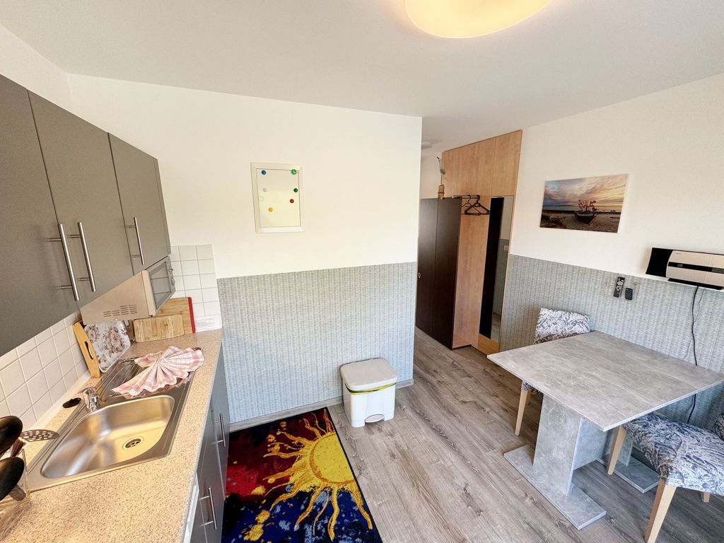 Wohnung 02 mit Terrasse und Boddenblick - MR: Haus Inselperle mit Blick auf den Bodden detail 1