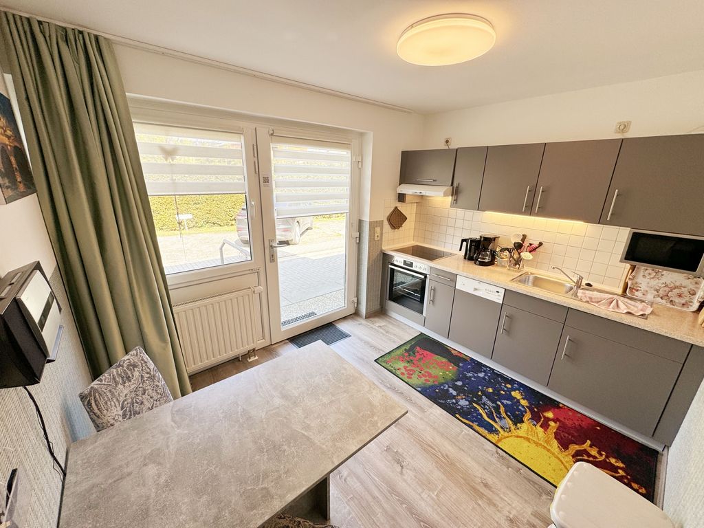 Wohnung 02 mit Terrasse und Boddenblick