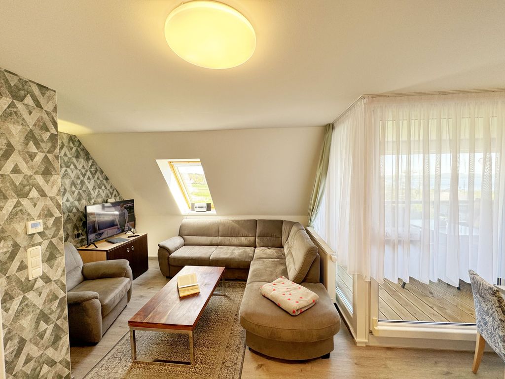 Wohnung 05 mit Balkon und Boddenblick - MR: Haus Inselperle mit Blick auf den Bodden detail 1
