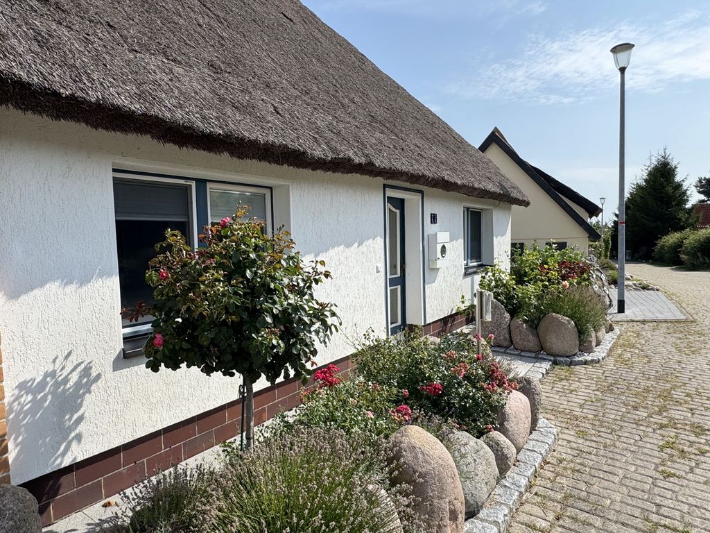 MR: Haus an der Wiek mit Terrasse detail 1