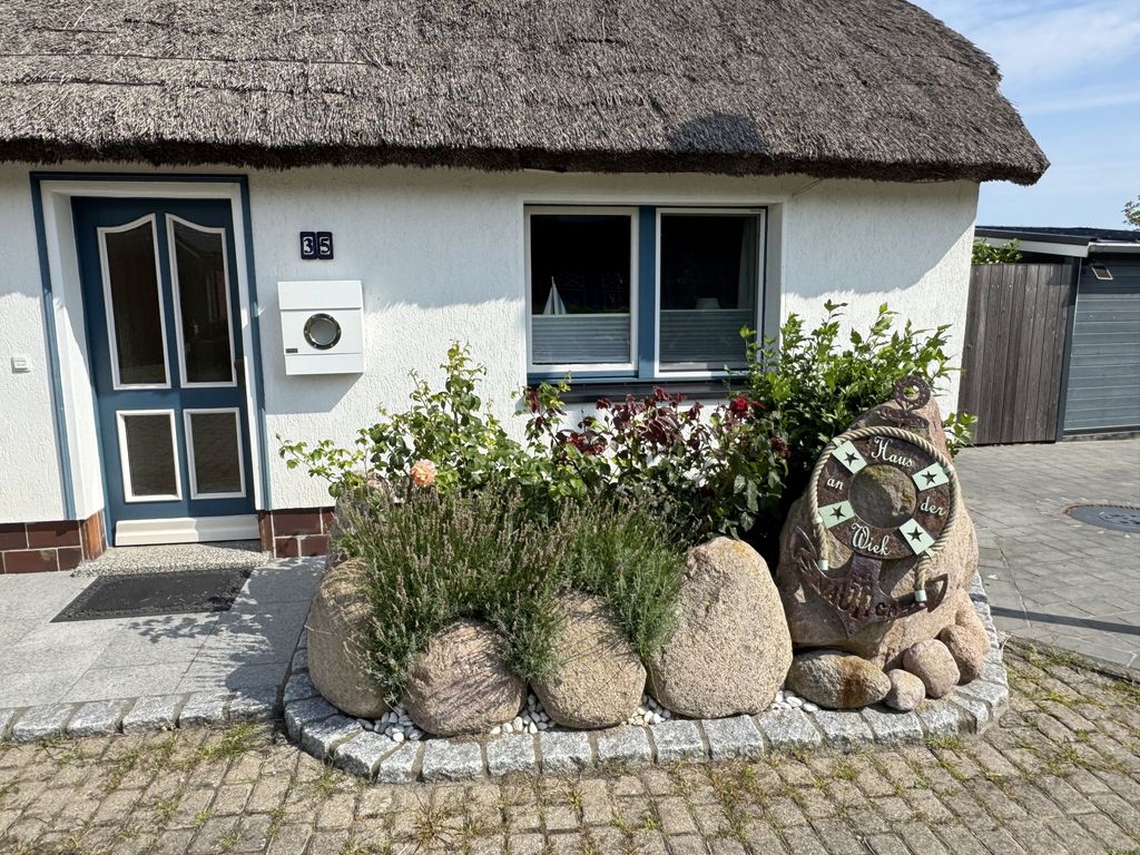 MR: Haus an der Wiek mit Terrasse detail 4