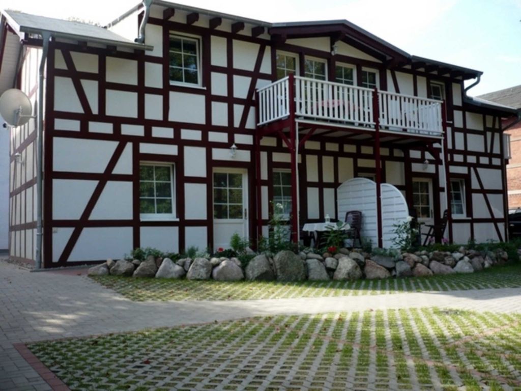 Villa Rügen - 300 m zum Strand detail 1