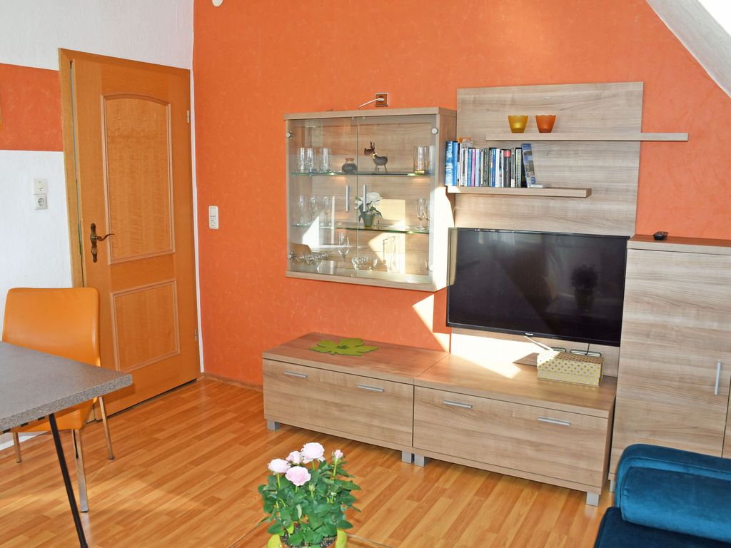 01 Ferienwohnung mit Seeblick - Ferienwohnungen in Baabe beim Fischer und sin Fru! detail 2