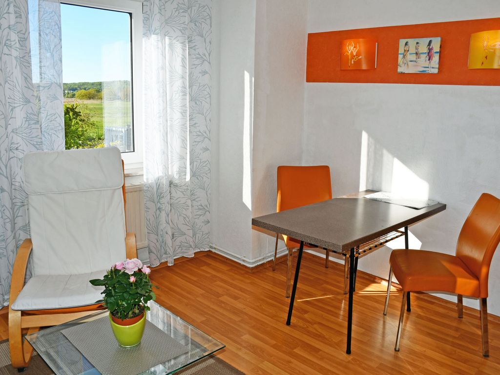 01 Ferienwohnung mit Seeblick - Ferienwohnungen in Baabe beim Fischer und sin Fru! detail 1