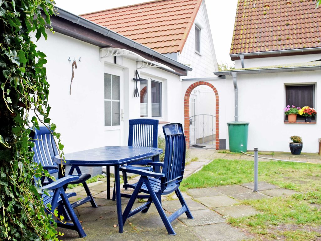 Ferienhaus in Plogshagen auf Hiddensee detail 2