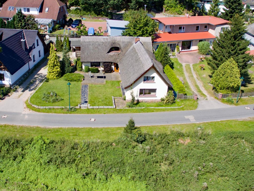 Bernstein Reetdachhaus Ruhe traumhafter Seeblick detail 3