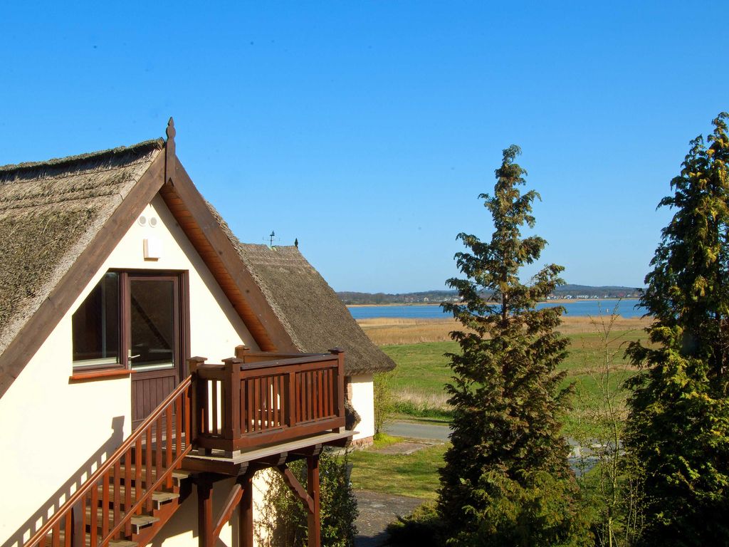Bernstein Reetdachhaus Ruhe traumhafter Seeblick detail 2