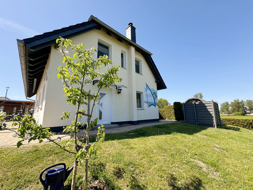 MR: Doppelhaushälfte Meeresbrise mit Terrasse und Fasssauna detail 3