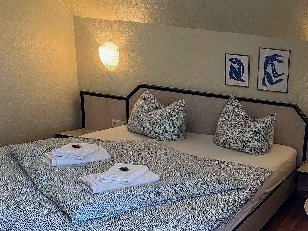 Doppelzimmer 36 - Strandhaus Mönchgut Bed & Breakfast Lobbe detail 4