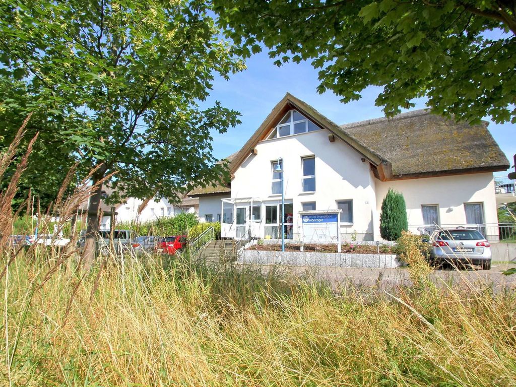 Strandhaus Mönchgut Bed & Breakfast Lobbe