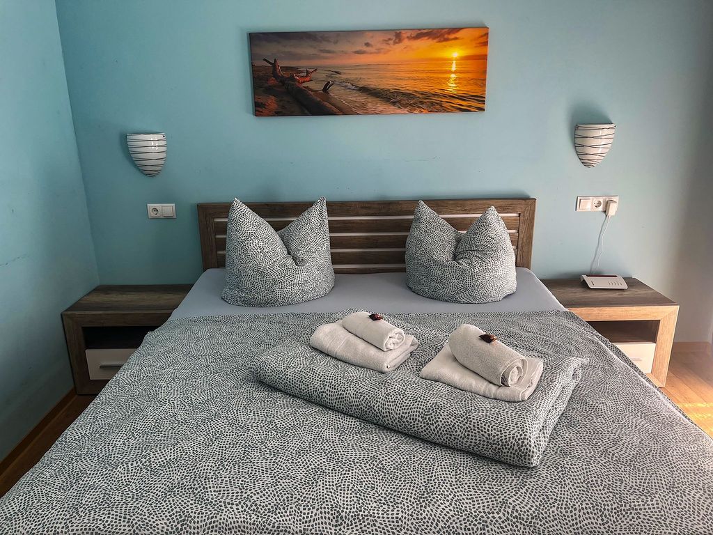 Doppelzimmer 25 - Strandhaus Mönchgut Bed & Breakfast Lobbe detail 2