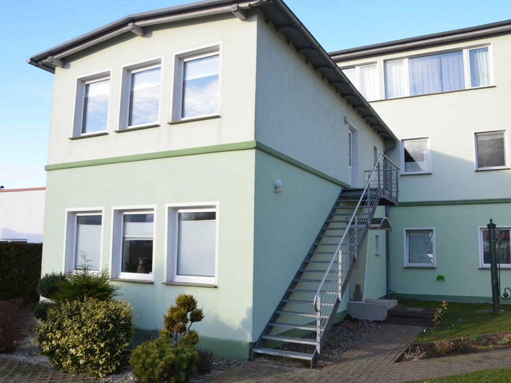 Ferienwohnung Altefähr mit Garten und Sonnenterrasse detail 1