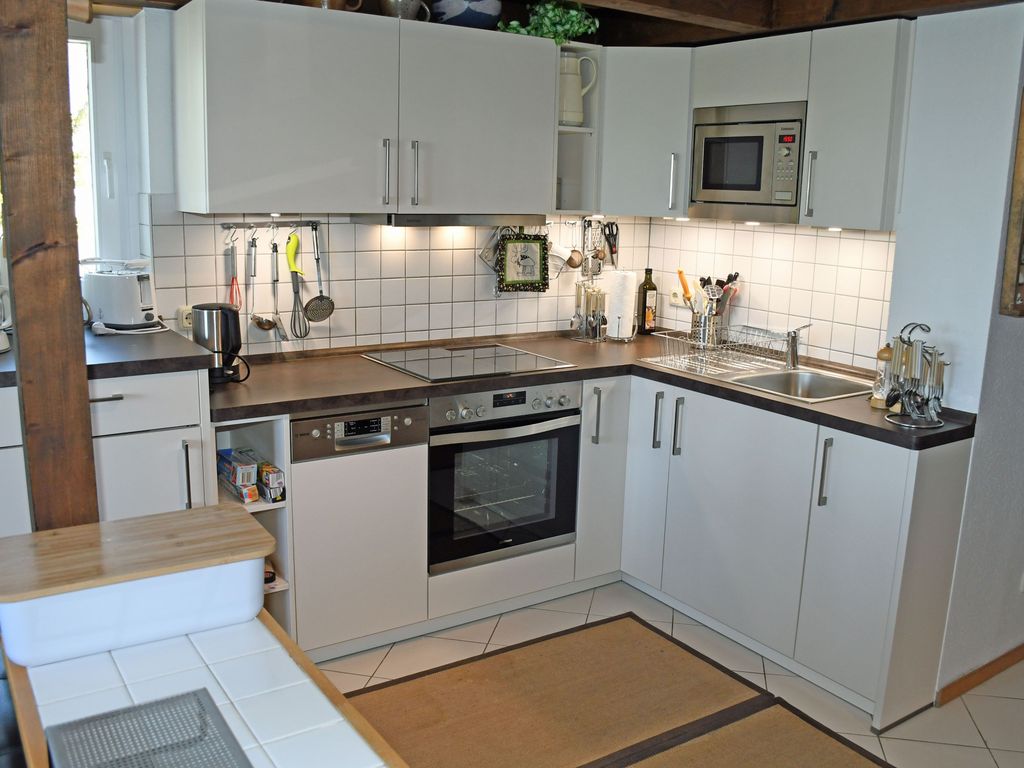 Ferienwohnung mit Seeblick, Schwimmbad und Sauna (14) - Ferienwohnungen mit Seeblick, Schwimmbad und Sauna detail 1