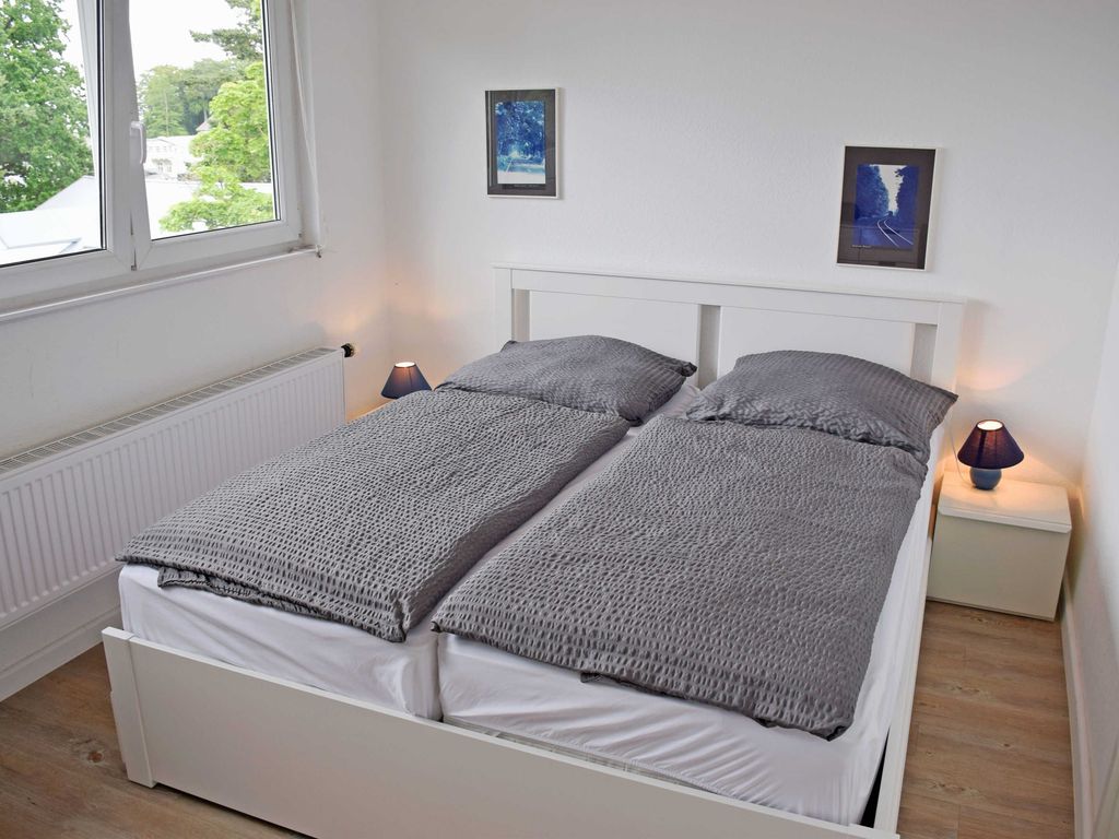 Ferienwohnung mit Seeblick, Schwimmbad und Sauna (09) - Ferienwohnungen mit Seeblick, Schwimmbad und Sauna detail 4