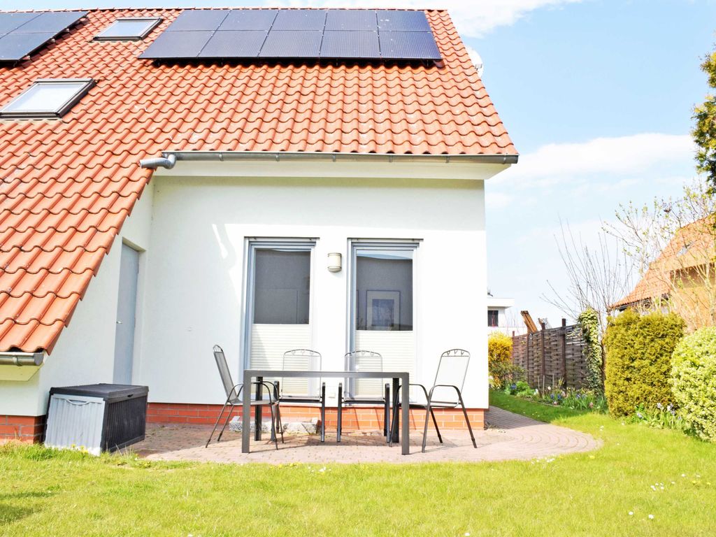 DEB 041 Ferienwohnung mit Terrasse am Kurpark Altefähr detail 1