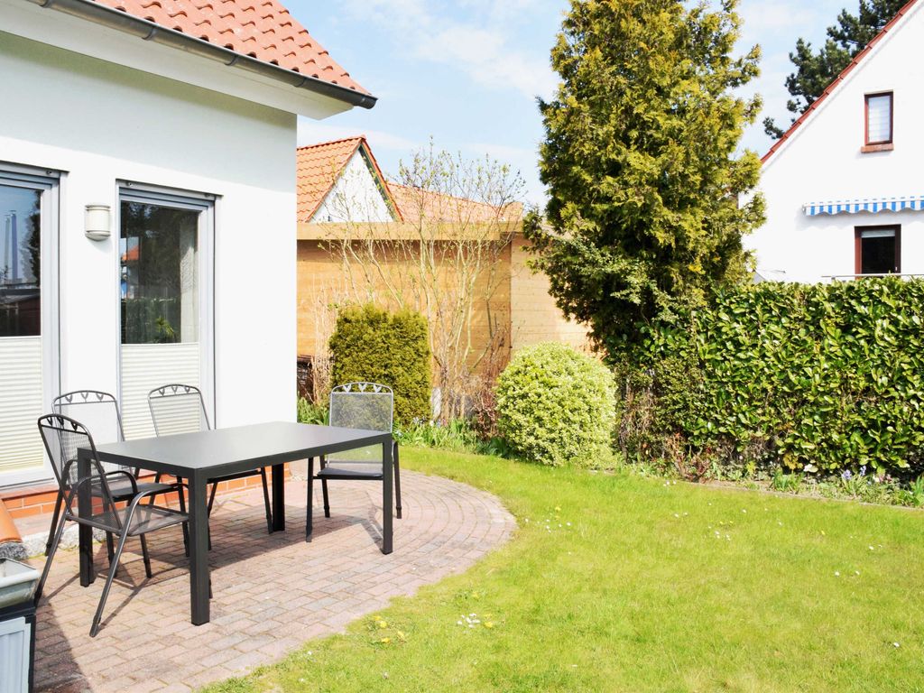 DEB 041 Ferienwohnung mit Terrasse am Kurpark Altefähr detail 2