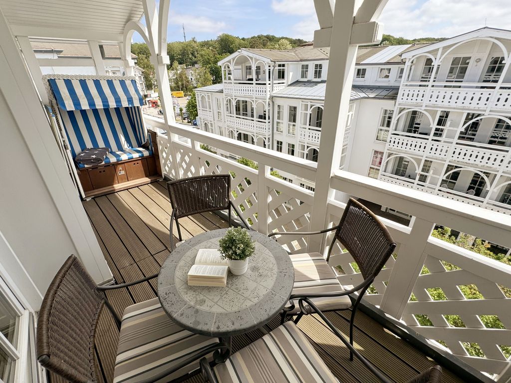 F: Seepark Sellin-Haus Göhren Whg 523 Deichkieker mit Balkon detail 4