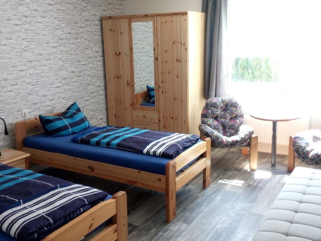 Doppelzimmer 5 - Landgut Dargast detail 1