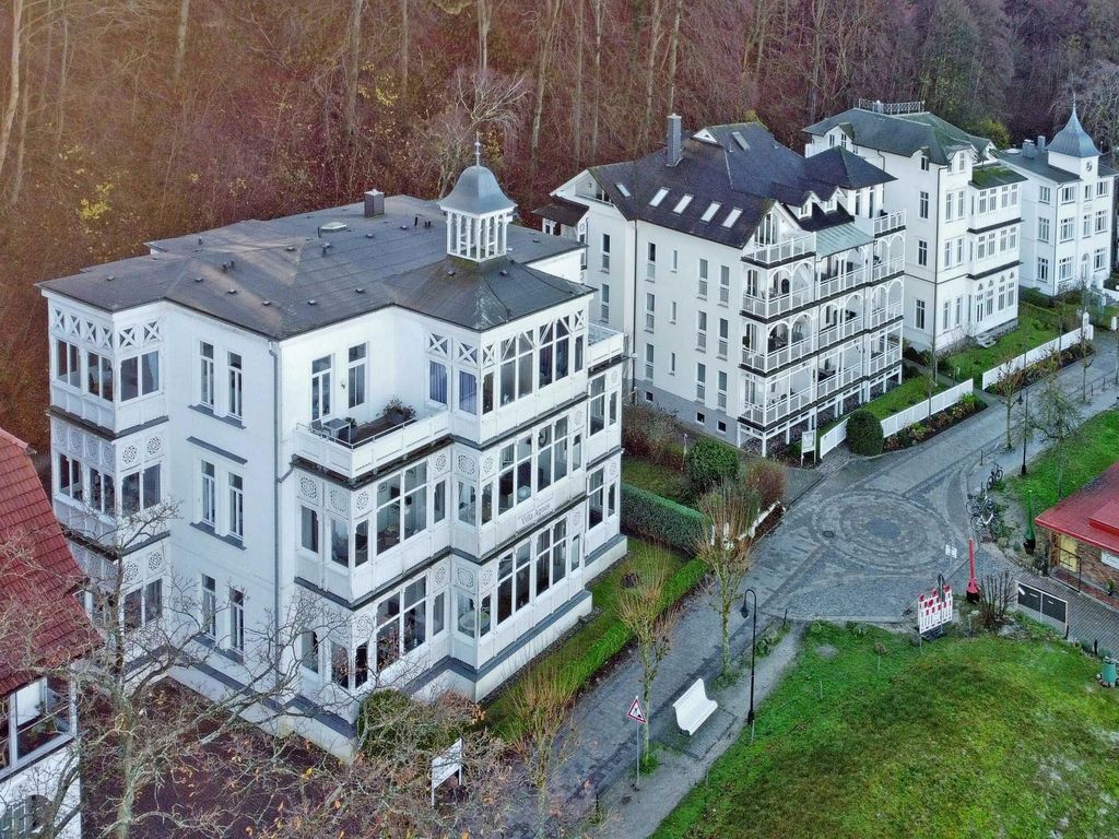 Villa Agnes mit Meerblick in Top Lage detail 3