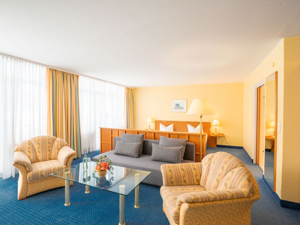 Juniorsuite mit Stadtblick - Arkona Strandhotel 4 Sterne Superior - direkt am Strand! detail 4