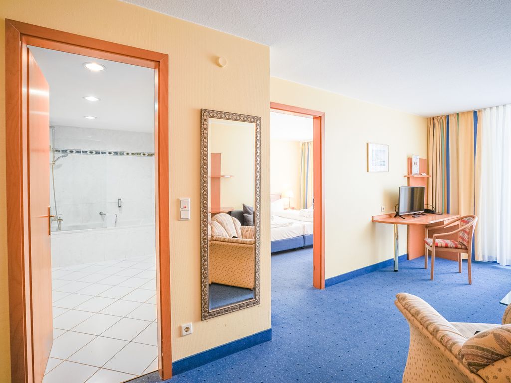 Suite mit Stadtblick - Arkona Strandhotel 4 Sterne Superior - direkt am Strand! detail 1