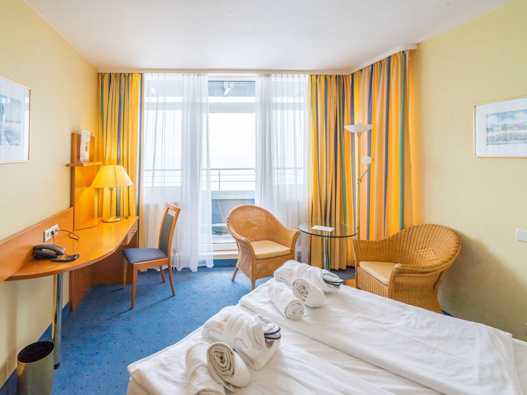 Doppelzimmer Meerseite mit Balkon