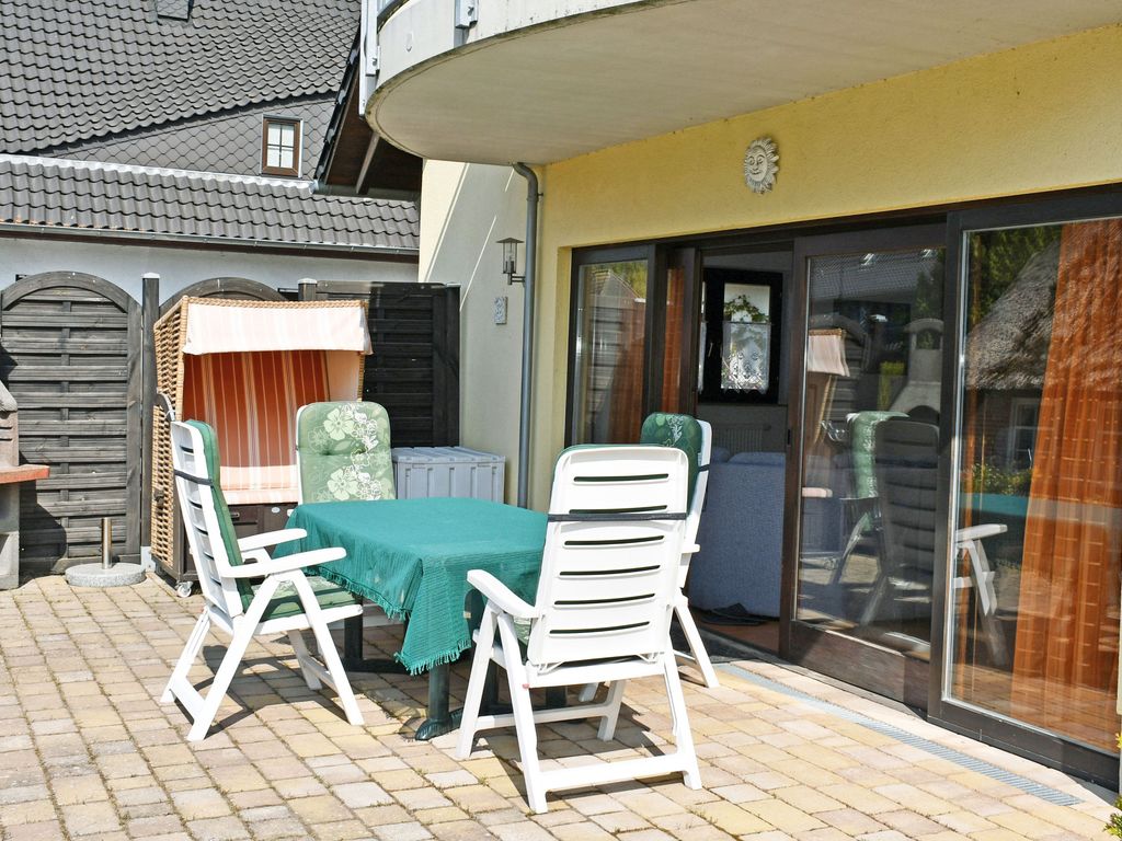 schönes Ferienhaus mit Kamin und Sauna im Ostseebad Sellin detail 2
