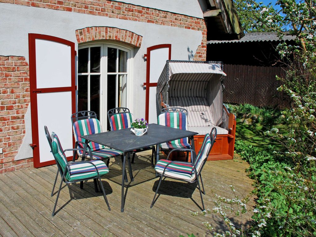 Ferienhaus Sonnenwinkel unterm Reetdach mit Sauna und Kamin detail 4