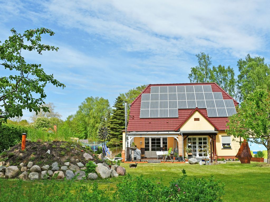 Ferienwohnung Karnitz im Herzen von Rügen mit Sauna