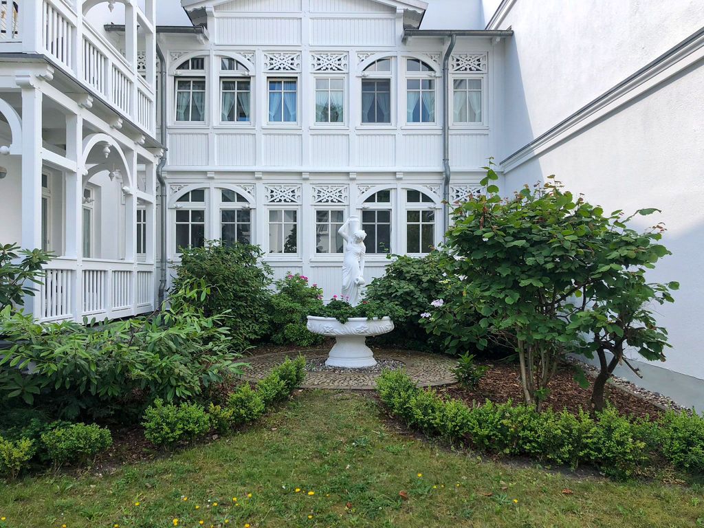 Villa Eden Fewo 3, Balkon, Kamin detail 3