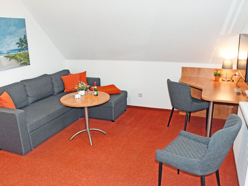 108 2-Raum-Suite mit Balkon - Hotel Sonnenklahr mit Pool detail 1