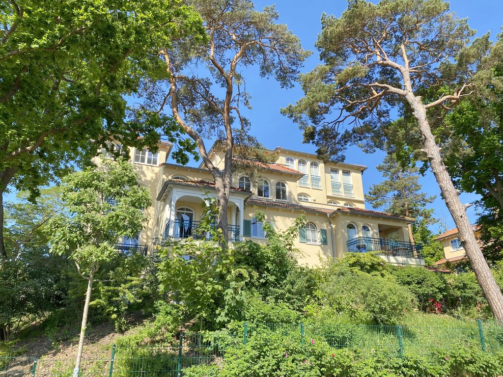 F: Grüne Düne Whg. 19 Dünenwald mit Balkon detail 1