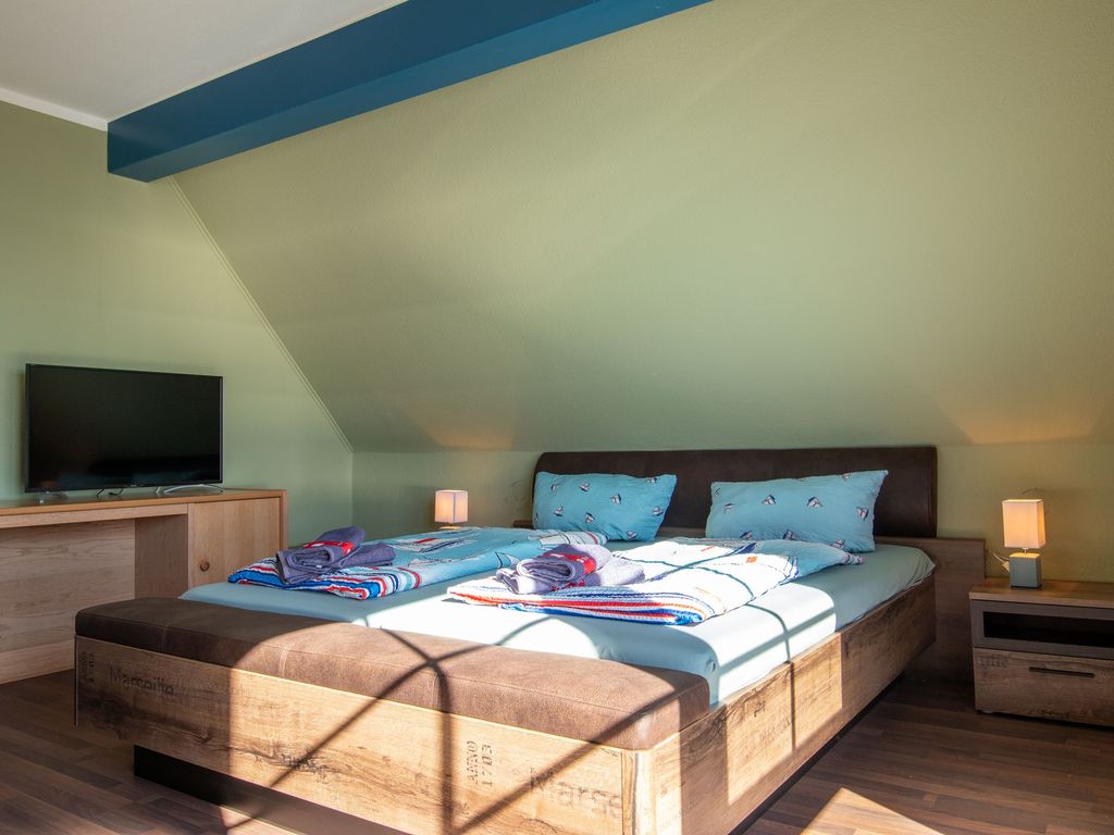 5 - Doppelzimmer - Pension Zur Wittower Fähre detail 1