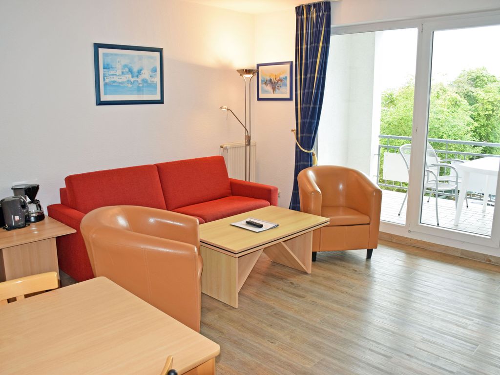 10 schöne 2-Raum-Ferienwohnung mit Balkon - Appartementhaus mit Balkon und Wellnesslanlage (HM-10-18) detail 4