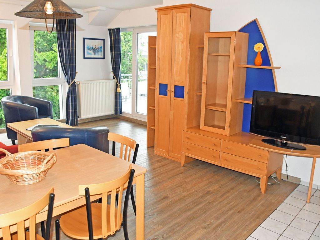 12 schöne 3-Raum-Ferienwohnung mit Balkon - Appartementhaus mit Balkon und Wellnesslanlage (HM-10-18) detail 3
