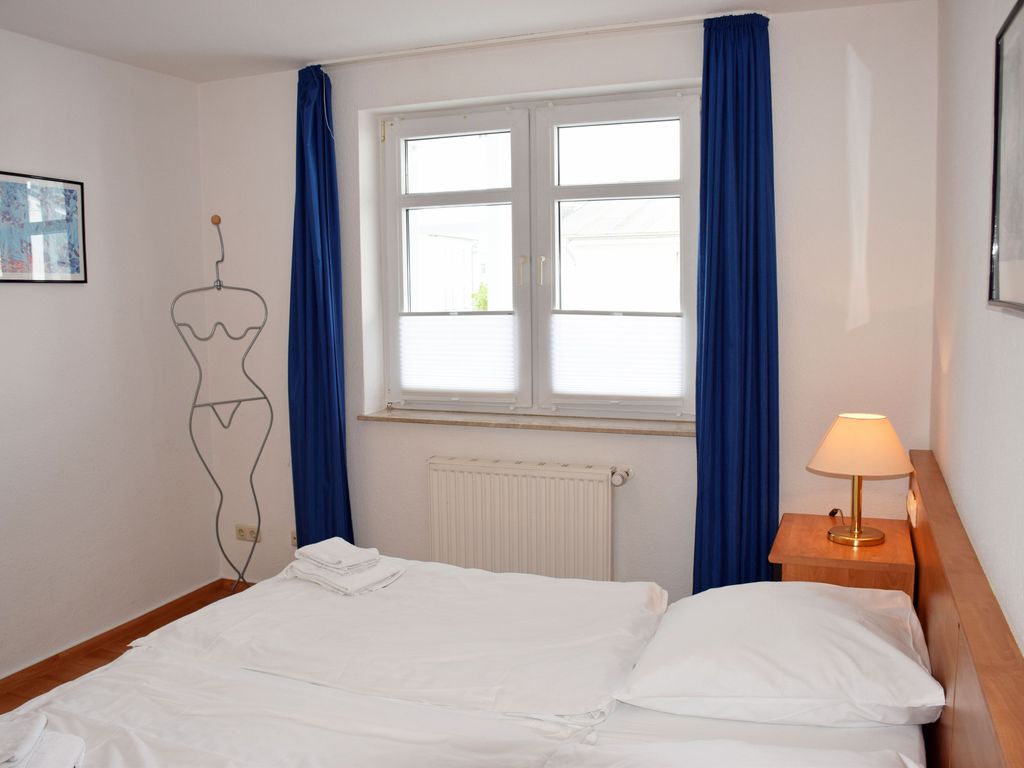 09 schöne 2-Raum-Ferienwohnung mit Balkon - Appartementhaus mit Balkon und Wellnesslanlage (HM-01-09) detail 2
