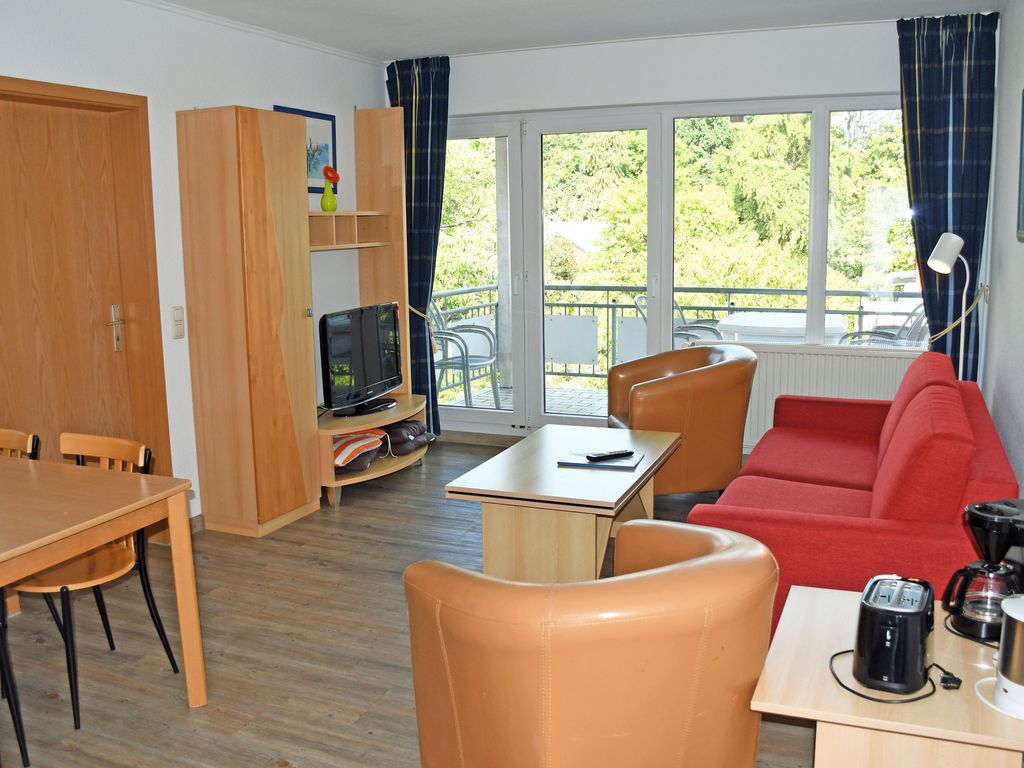 04 schöne 3-Raum-Ferienwohnung mit Balkon - Appartementhaus mit Balkon und Wellnesslanlage (HM-01-09)