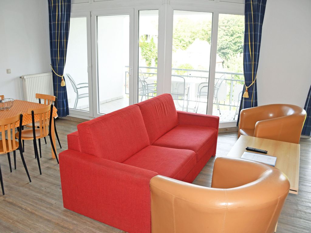 07 schöne 3-Raum-Ferienwohnung mit Balkon - Appartementhaus mit Balkon und Wellnesslanlage (HM-01-09) detail 4