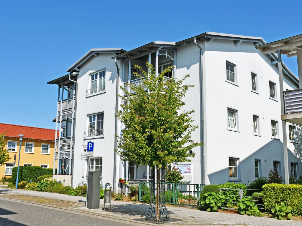 Appartementhaus mit Balkon im Ostseebad Göhren (HW)