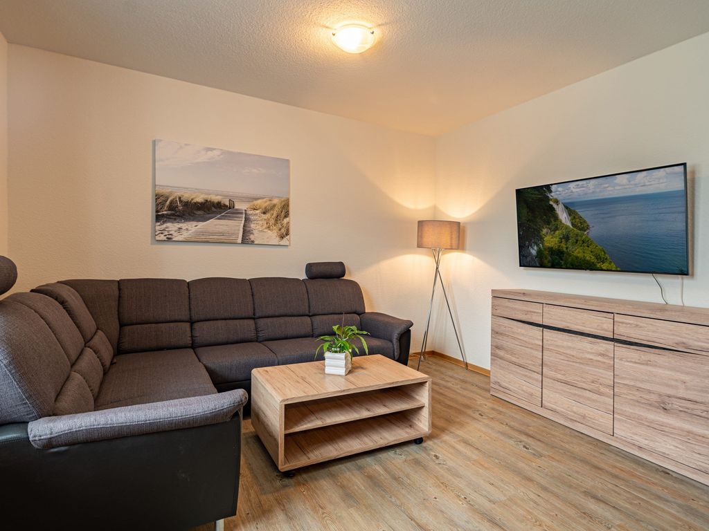 schöne 3-Raum-Ferienwohnung mit Terrasse (Lilie)
