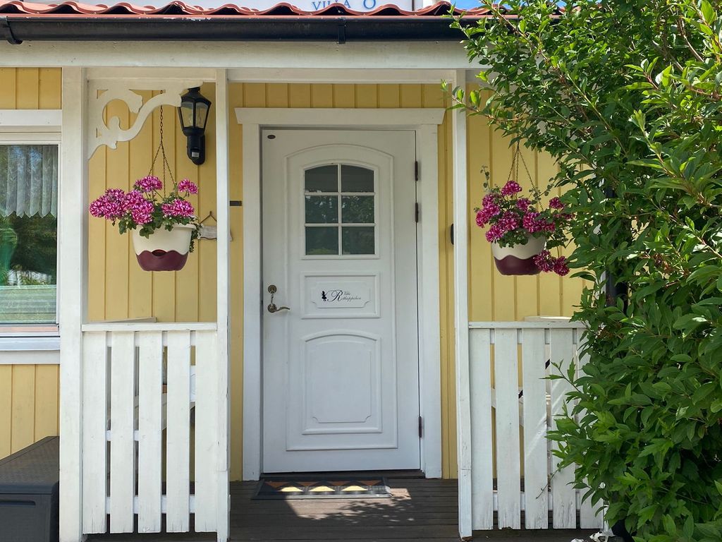 Villa Rotkäppchen detail 1