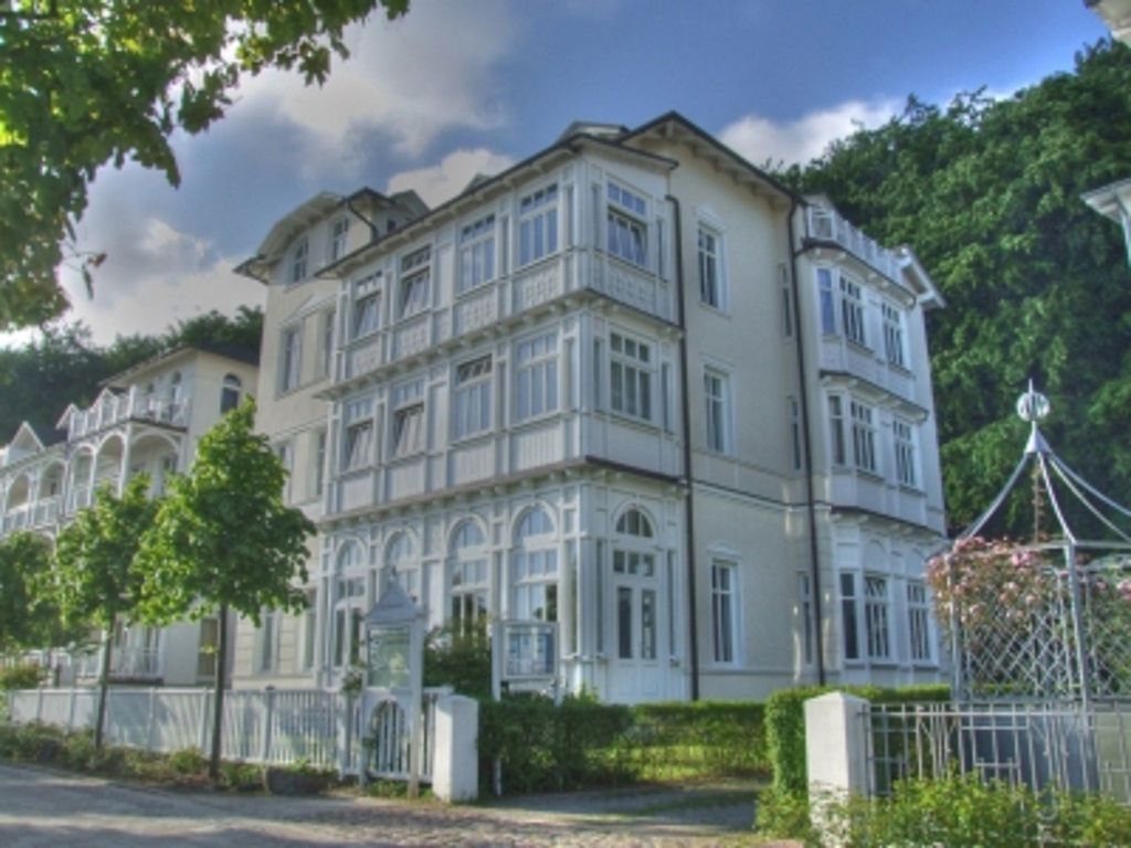 Villa Strandeck, Apt 3 - direkt am Strand, mit Ostseeblick detail 1